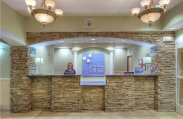 Hotel Express & By Ihg 2*