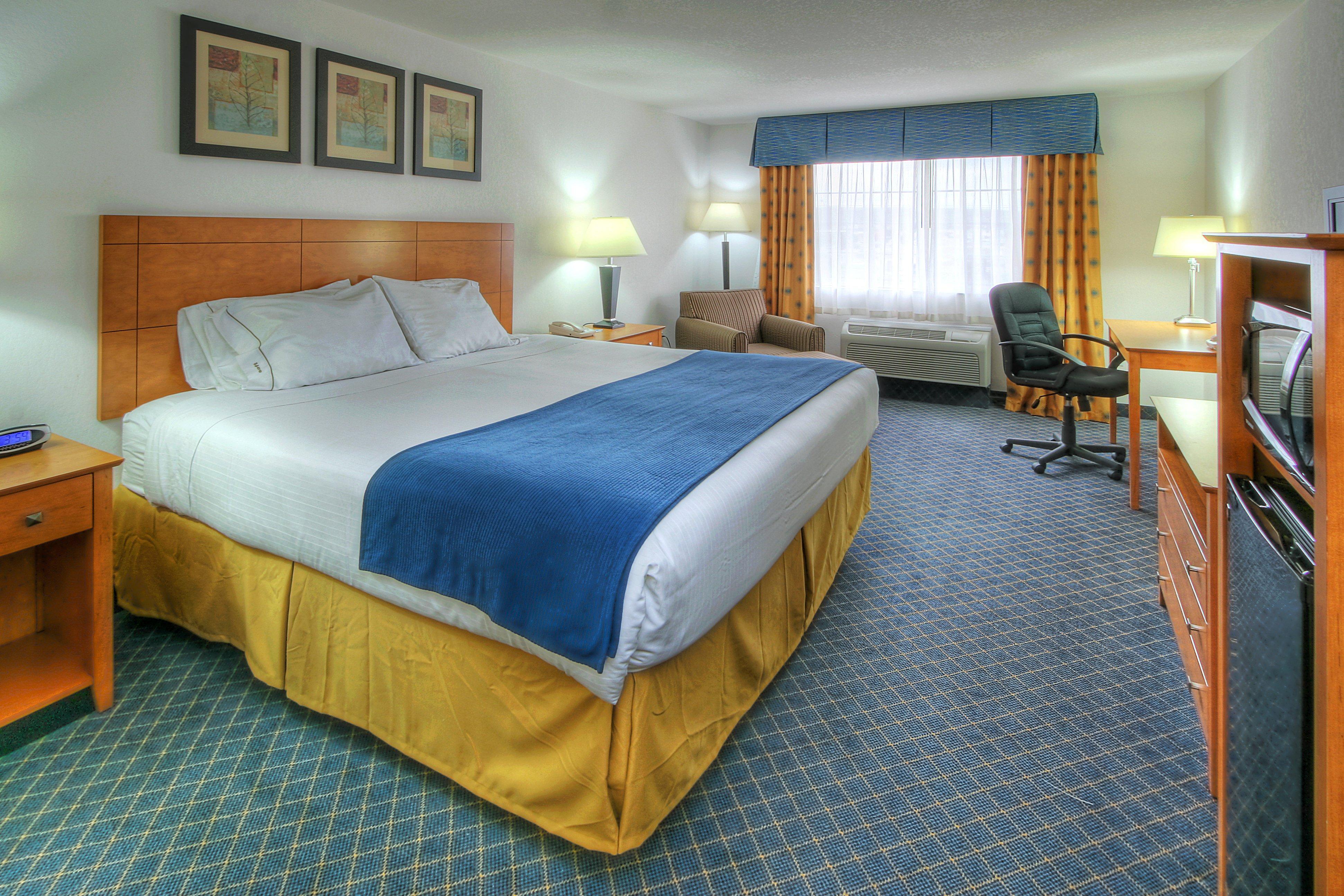 Hotel Express & By Ihg 2*